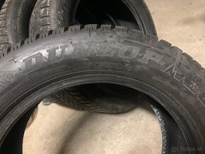 Predám zimné pneu 1 ks DUNLOP/ UNIROYAL 205/55 R16 - 2