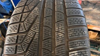 Predám zimné Pirelli Sottozero 285/35 R20 - 2