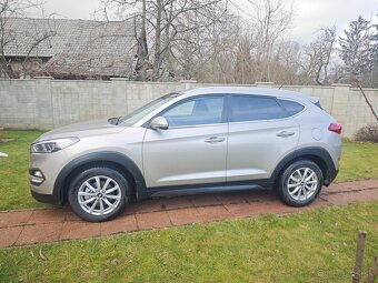 Hyundai Tucson 2.0 CRDi Family 4x4 - 2