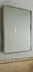 notebook Asus X51L - 2