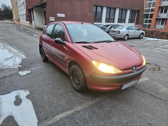 Peugeot 206 1,4 benzin 55 kw 550€ - 2