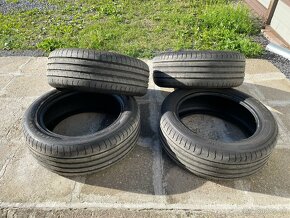 Zanovne pneumatiky letné 215/55 R17 - 2