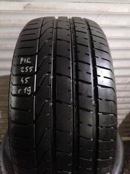 Pirelli letné 255/45/R19 - 2