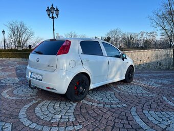 PREDÁM FIAT GRANDE PUNTO 2010 1,3JTD - 2