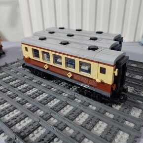 Vagóny ku LEGO Creator Emerald Night Train (10194) - 2