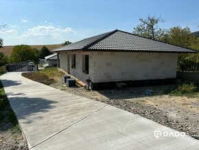 RADO | Na predaj bungalov v tichom prostredí v Trenč. Mitici - 2