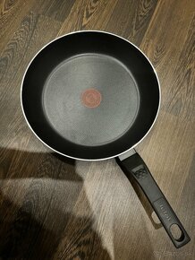 Tefal panvica 28cm - 2