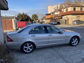 Mercedes Benz C240 W203 Elegance - 2