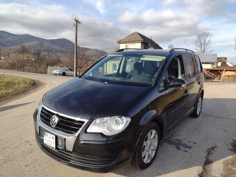 VW TOURAN 1.9 TDI NAJ.192000 KM ROK VÝROBY 2009 - 2