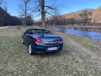 Opel Astra  A-H Twintop Cabrio 1.9 CDTi  šedá metalíza - 2