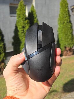 Razer Basilisk V3 X Hyperspeed - 2