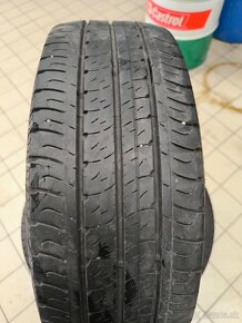 Goodyear Efficientgrip 215/65 R16C - 2