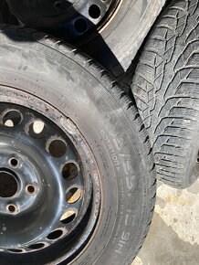 195x65 R15 zimné pneu NOKIAN - 2