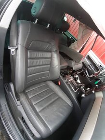 Volkswagen touareg 3,0TDi  165KW - 2