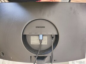 Predám  Samsung 24" LC24RG50 - 2