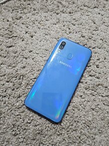 samsung galaxy a40 - 2