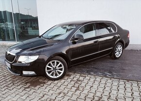 Škoda Superb 2012 CR - 2