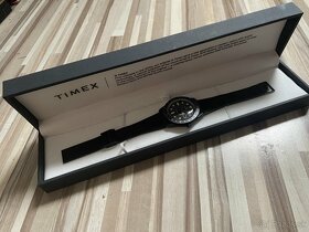 Timex Q Resissue - 2