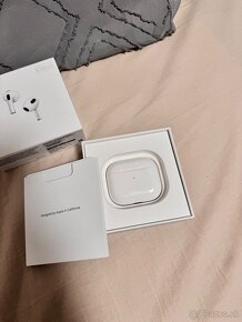 Airpods 3. generácie - 2