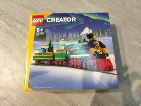 Predám Lego Creator 40700 Winter Holiday Train GWP - 2