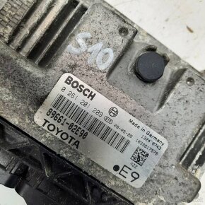 Riadiaca jednotka Toyota Auris 1.4 0261201209 89661-02E90 - 2