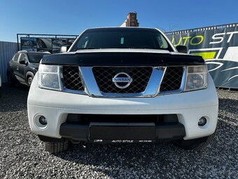 Nissan Pathfinder 2.5 dCi SE - 2