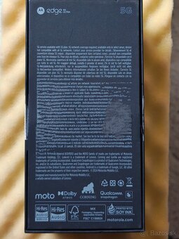 Predám Motorola Edge 50 Ultra 5G 1TB , komplet balenie - 2