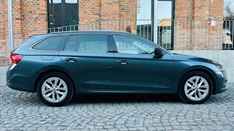 Škoda Octavia Combi 2.0 TDI SCR Style DSG PANORÁMA KAMERA - 2