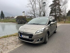 Peugeot 5008 r.v.2017 7 miestny - 2