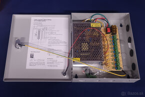 Zdroj pre kamery 12V/9A 9 výstupov - 2