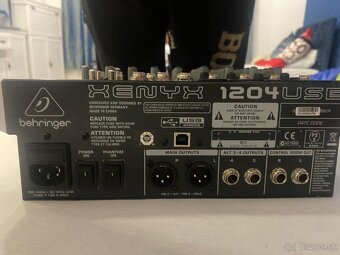 Behringer XENYX 1204 USB - 2