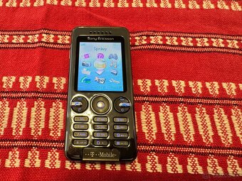 Sony Ericsson S302 - 2