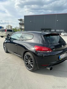 Volkswagen Scirocco 2.0TSI DSG - 2