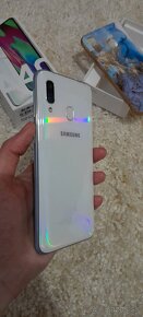 Samsung A40- na suciastky - 2