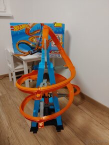 Hot Wheels draha Sky crash tower - 2