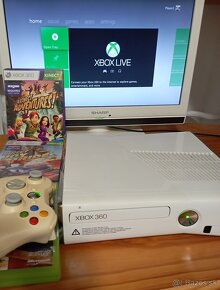 Biely XBOX 360 SLIM 4GB aj s kinectom - 2