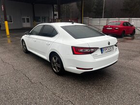 Škoda superb 2.0 Tdi 4x4 DSG - 2