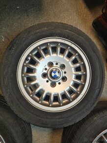 BMW zliatinove disky elektrony R15 5x120 s pneu Michelin - 2