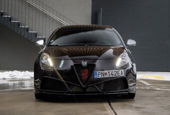 Alfa Romeo Giulietta 1.8T 235k Quadrifoglio Verde - 2