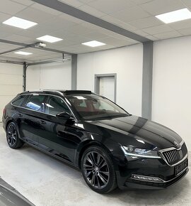 Skoda Superb 2.0TDI 140Kw 4x4 Premium/Matrix/Virtual - 2