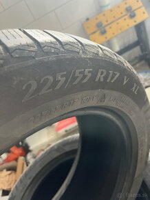 225/55 r17 - 2