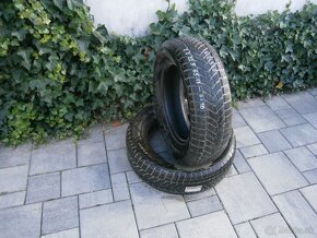 Predám 2x zimné pneu Goodyear 225/65 R17 102H - 2