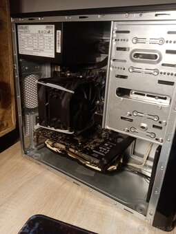 herný pc (RX570 8gb OC + 51600 + 16gb ddr4) - 2