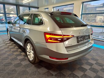 Škoda SUPERB 2.0 TDi EVO STYLE MATRIX KAMERA TAŽNÉ - 2