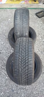 215/55 R16 - 2