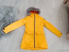 Krásna Adidas tepla parka s hunatou kozusinkou - 2