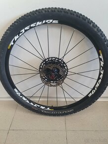 Zadne koleso MAVIC 142x12 29" - 2