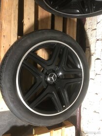 AMG kolesa s letnými pneu Pirelli 295/40 r21 - 2