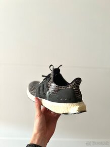 Predám originál adidas ultraboost black & white - 2