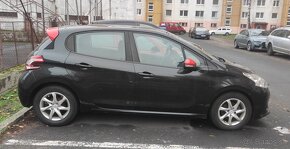 Predám Peugeot 208 1.4e-hdi 50kw automat - 2